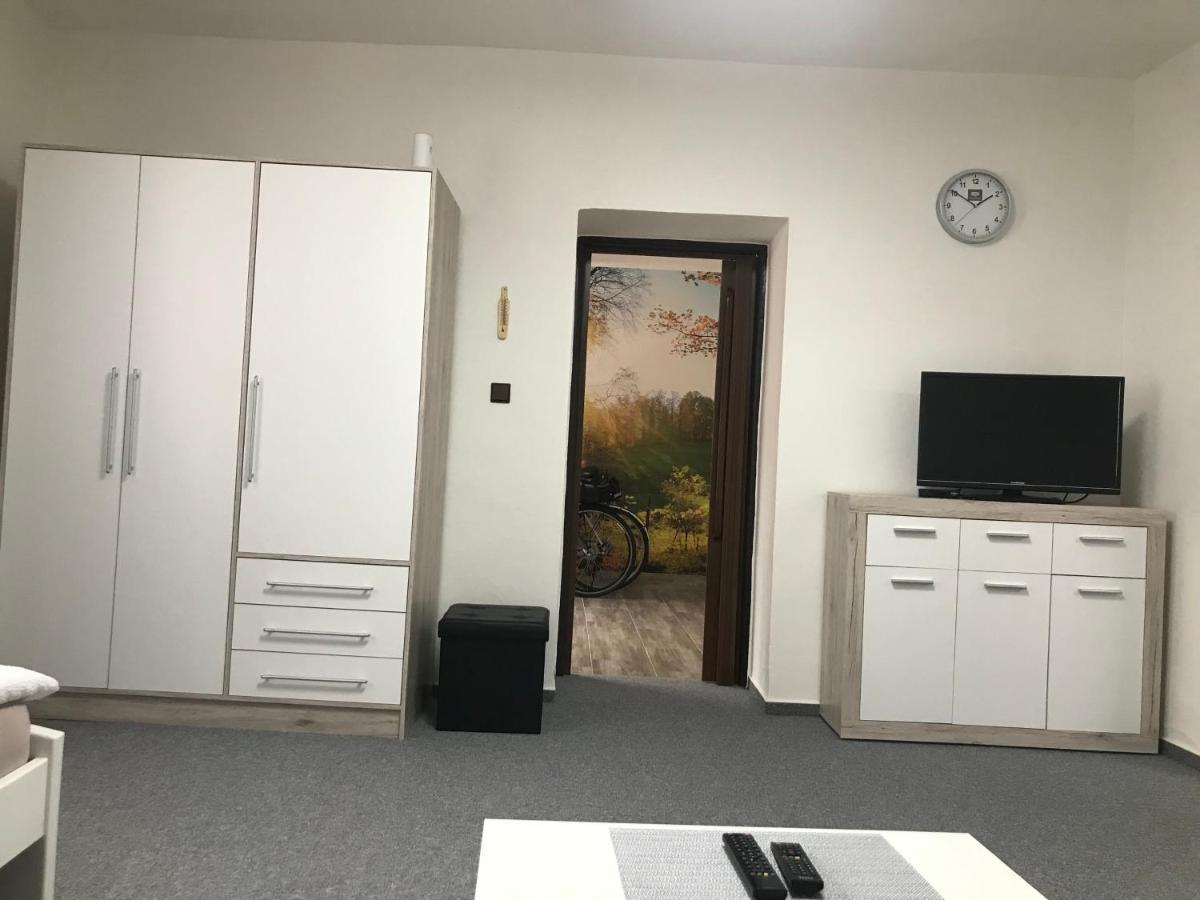 Cyklo-Moto Apartman Lomnice nad Lužnicí Extérieur photo